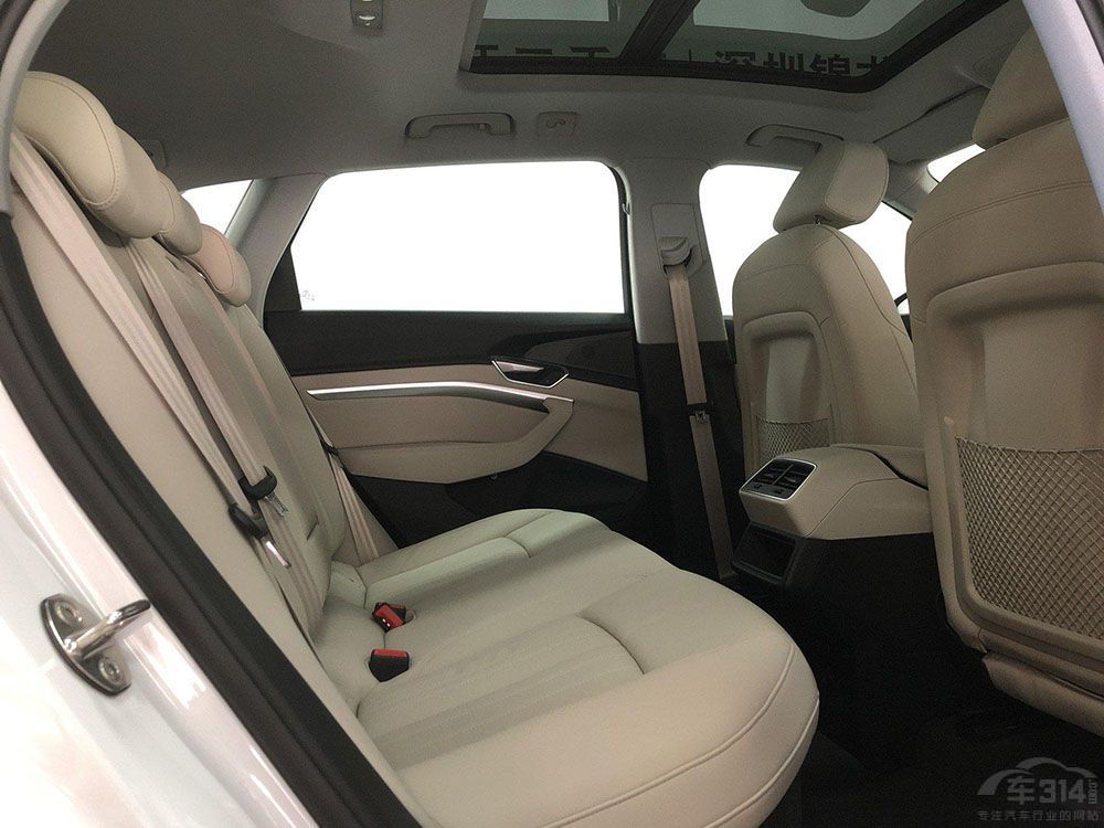 �W��e-tron����С�iG9 �Ñ�����x�������