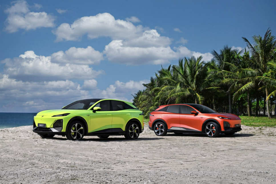 �������{S7 ��PLUS�͗n��MAX�܄ٳ�����