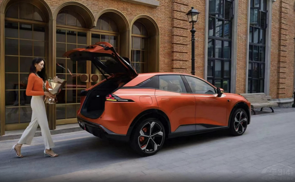 �������{S7 ��PLUS�͗n��MAX�܄ٳ�����