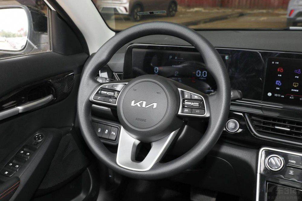 10�f��SUV�ěQِȦ ����ِ�D˹����XR-V