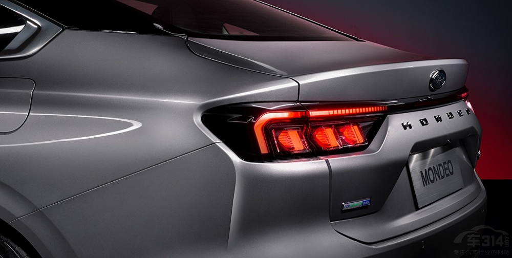 ���ɵϚW�ͱ������w���YB��܇�Ę˗U֮��