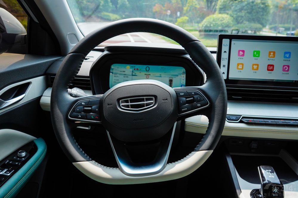 ��PLUS��܊��͵ۺ�L��� �����l(shu��)��������