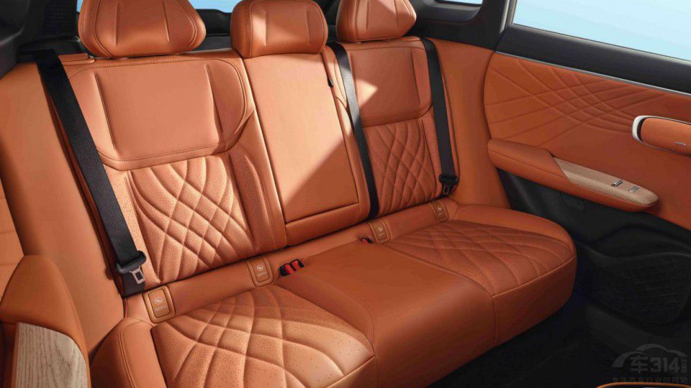 ���{(l��n)S7�c��˹��Model Y �I���a(ch��n)߀�Ǫ�(d��)�Y��