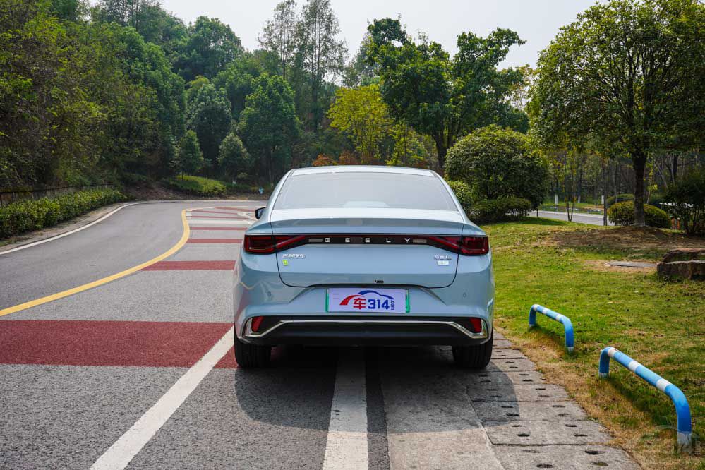 ��PLUS��܊��͵ۺ�L��� �����l(shu��)�����أ�