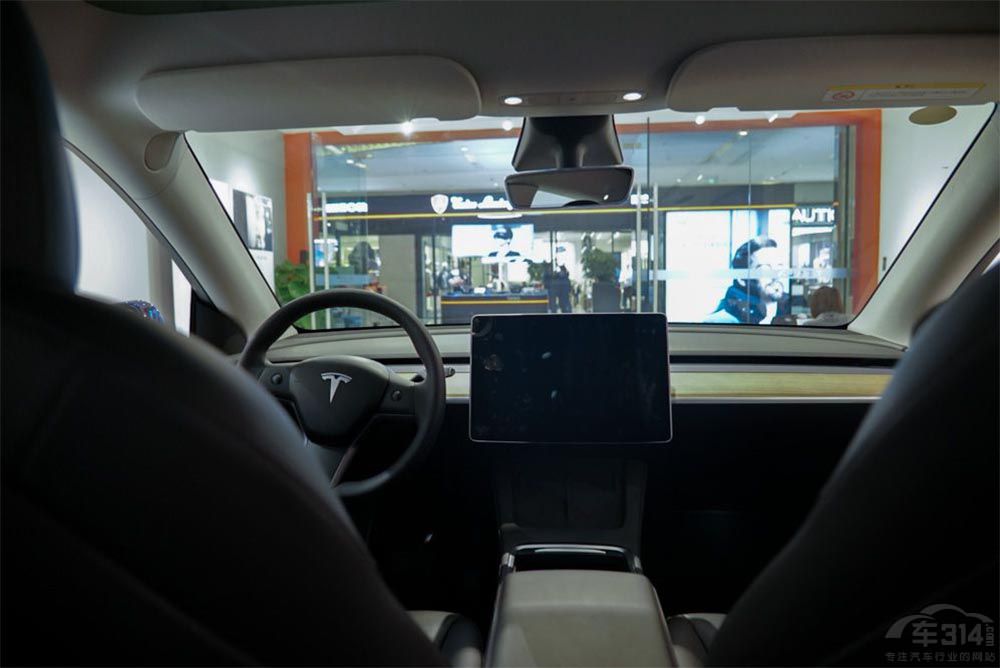 6�µ�����SUV �n��MAX����˹��߀Ҫ����