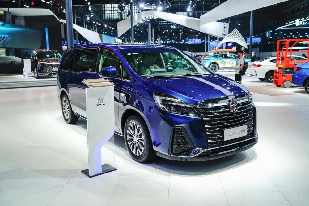 �̈́e��GL8������ ���vM9�������и����