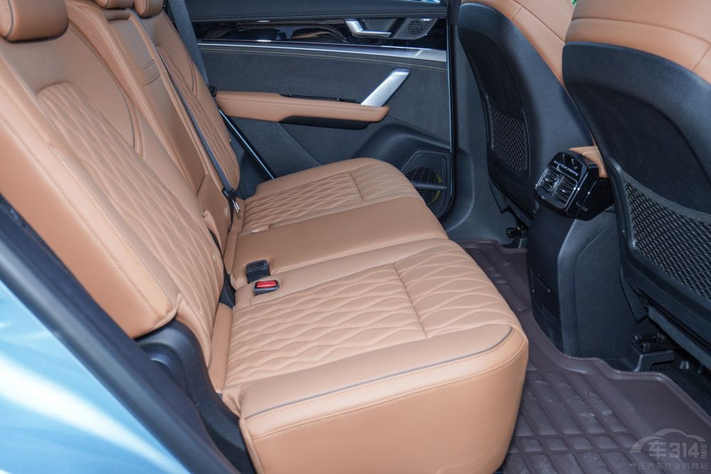 新款摩卡DHT-PHEV對(duì)比唐DM-i冠軍版選誰(shuí) 新款摩卡DHT-PHEV對(duì)比唐DM-i冠軍版選誰(shuí)