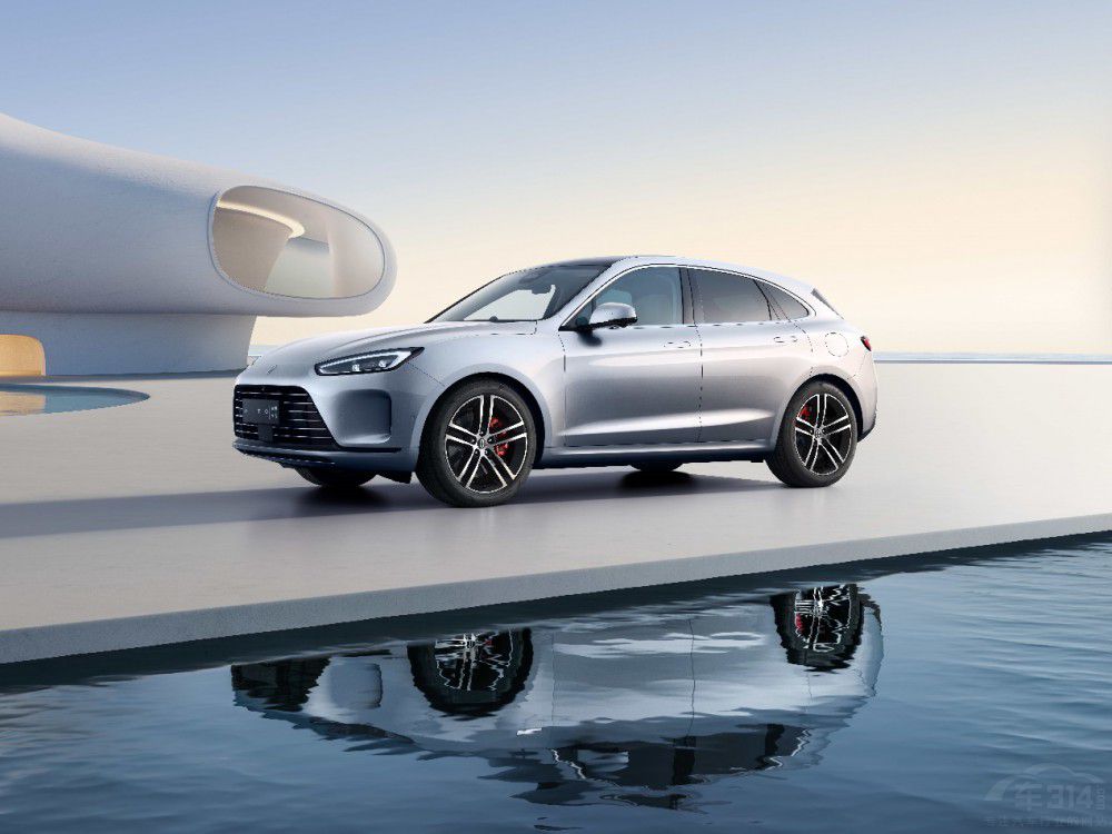 SUV再升級 AITO問界M5標準版售價公布 SUV再升級 AITO問界M5標準版售價公布