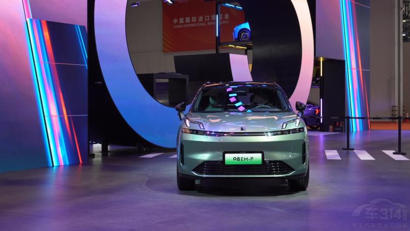 8����ɶֵ�ö׵�SUV ��(gu��)�a(ch��n)���T���б��