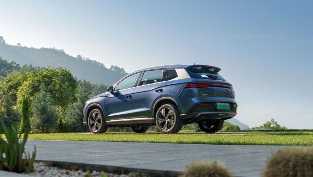 ������۵�����SUV ����ˎׂ�(g��)����