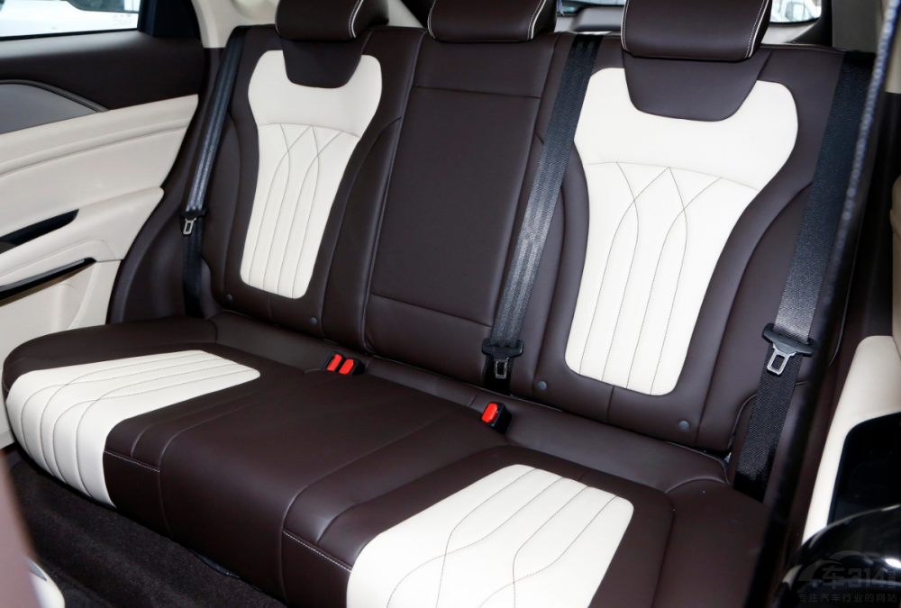 11.48�f�� �@�_����SUV���ֵ�ñ��϶���