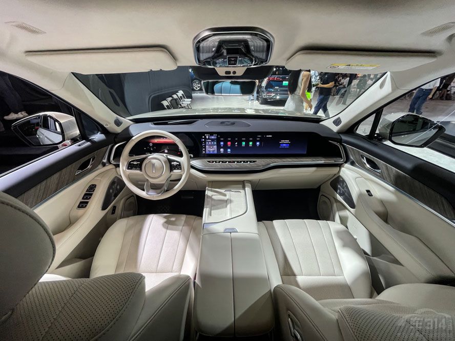 ���T������SUV�N�ݣ�����30�f(w��n)����������