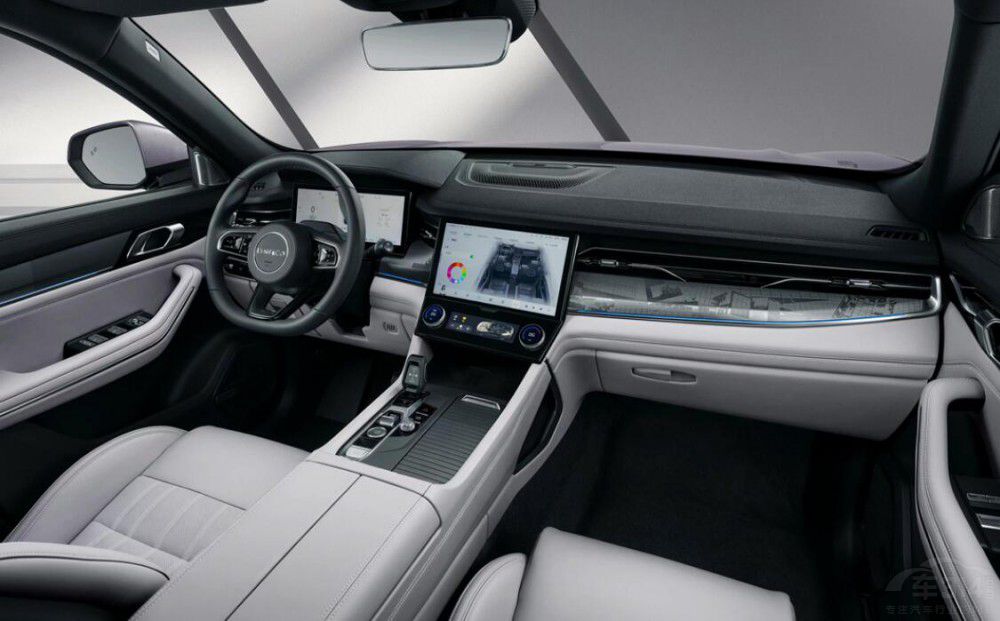 ���T������SUV�N�ݣ�����30�f(w��n)�������£�