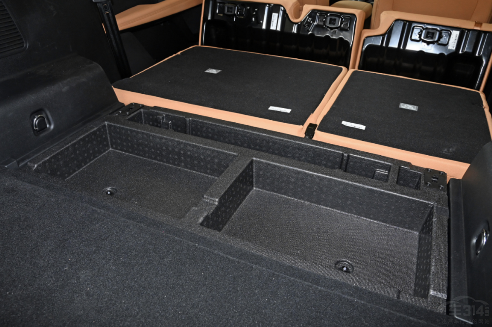 ����ԽҰ+��ɫ���ߌ��� �¹���H5�ж��