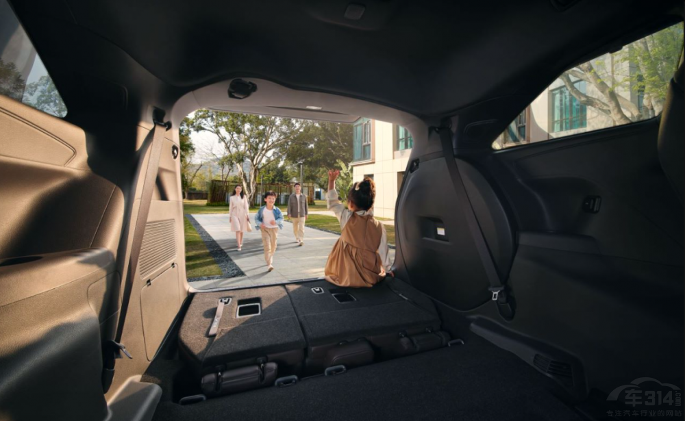 �S��ِ�� ��ȫ����һ�����f�߾��ߵĸ���