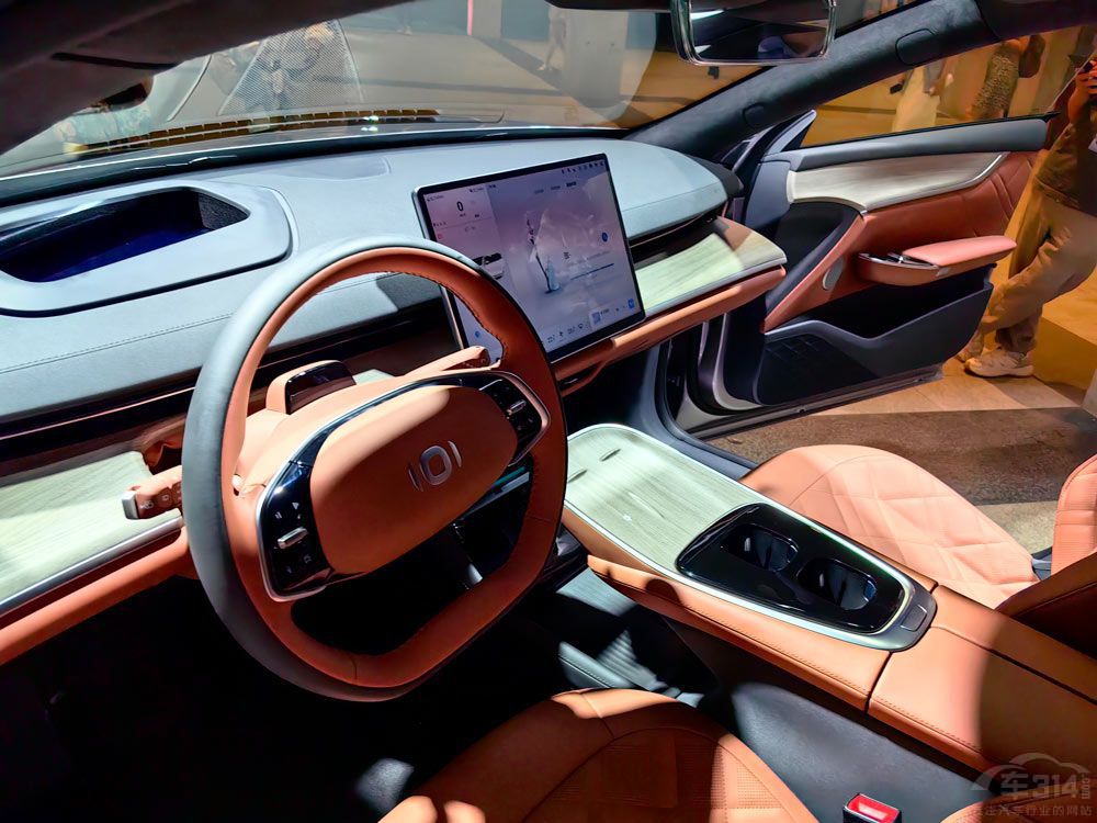 �ɶ�܇չ�ğ��T܇�ͱP�c(di��n) �ż����Ǽ�LS6