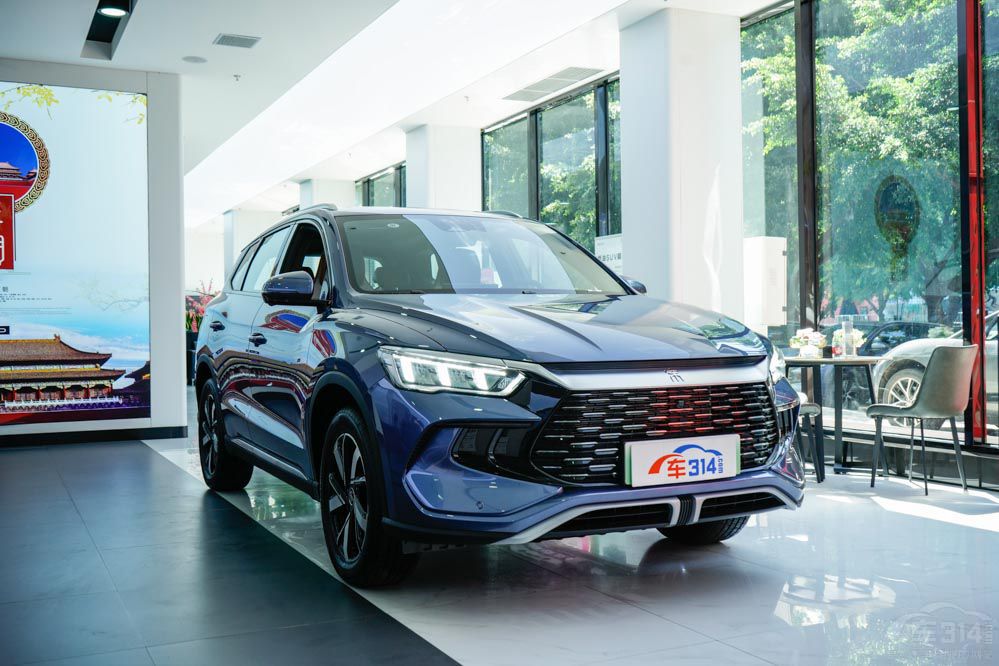 8���˚�����SUV ��һ����֪�����l����