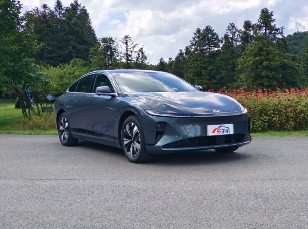 8���ԃr(ji��)���I܇��� 20�fԪ���M(j��n)�A܇�N��