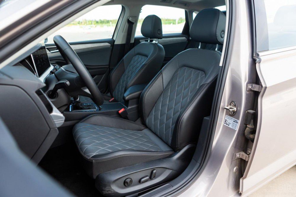 ���v ˼���c�����y��L6���� �I�l����ڣ�