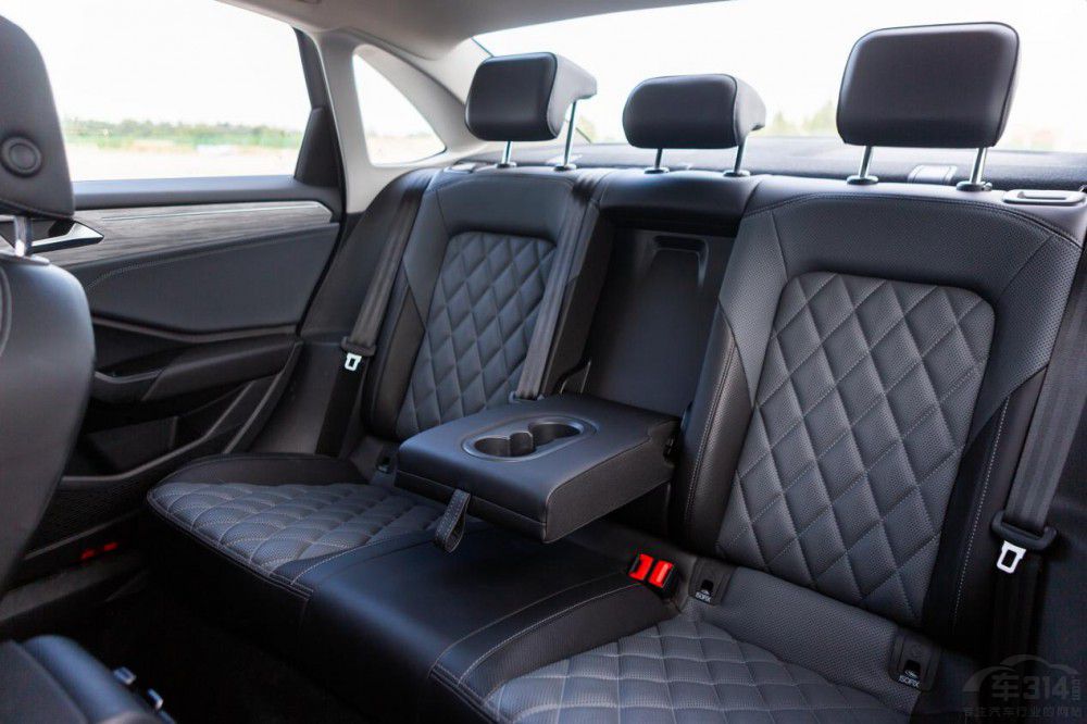 ���v ˼���c�����y��L6���� �I�l�������