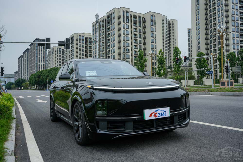 ����L8 ��(w��n)��M7��κ���{(l��n)ɽ�Ŀ����ϲ�g?