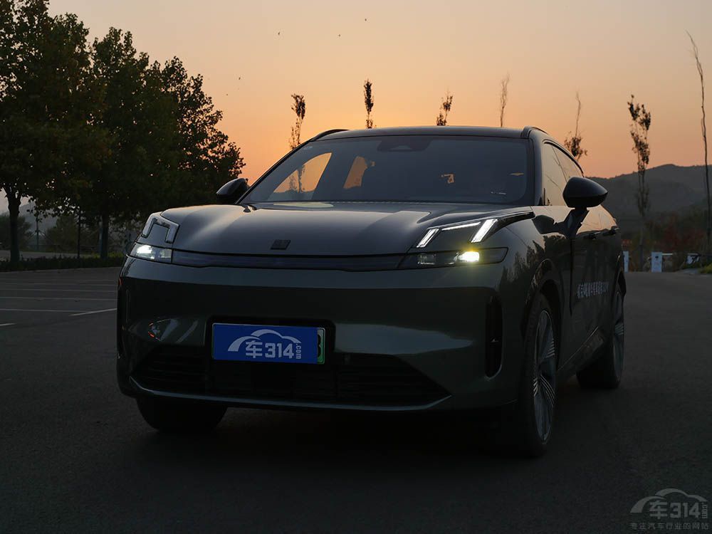 �I(l��ng)��08 EM-P ���p�˺ͼ�ͥ�Ñ���ֵ���x��