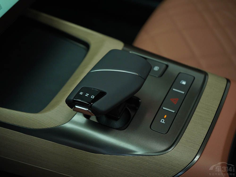 ��PLUSDM-i�����L����ԴA05 �l�܄ٳ���