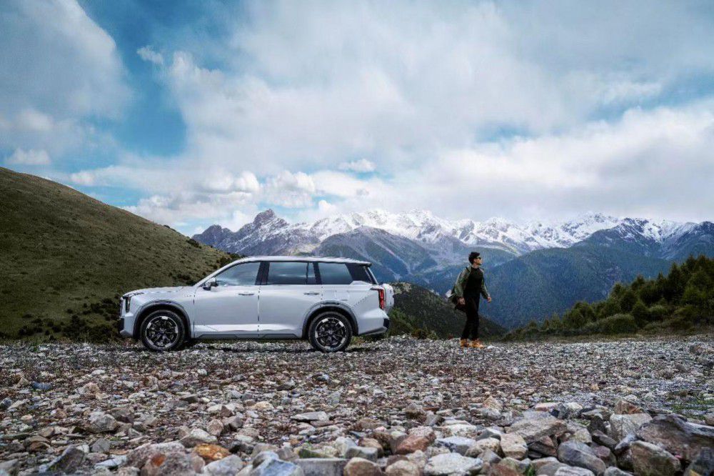 �V�������Ը��|(zh��)���l(f��)չ����(d��ng)���|(zh��)���D(zhu��n)����