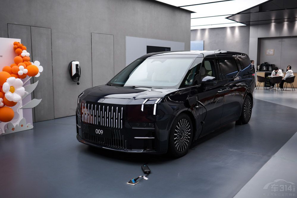 ���L(f��ng)�����m �@�׿�������MPV������l