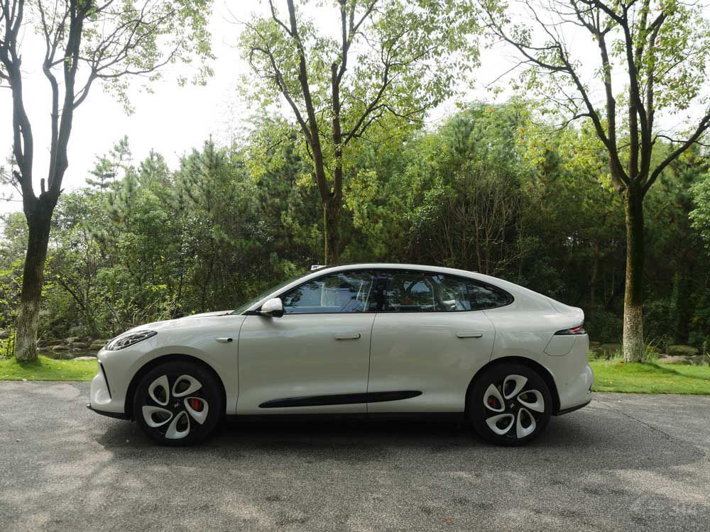 �P�c(di��n)2023�ذ����SUV �Ǽ�LS6�N������