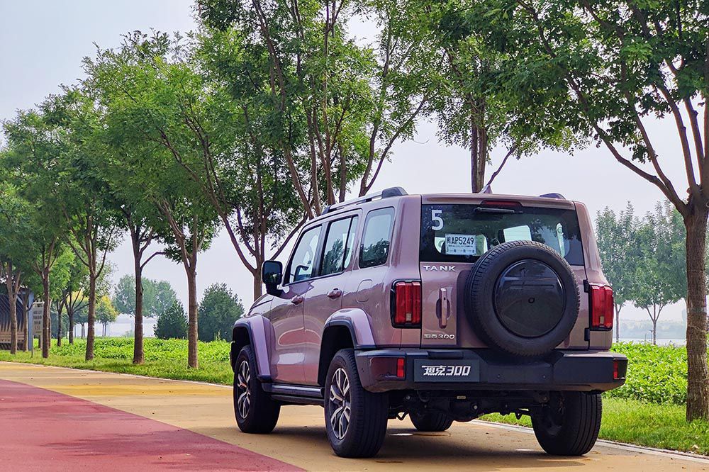 �I���a(ch��n)Ӳ��SUV���J(r��n)��(zh��n)�@3�����r����H��