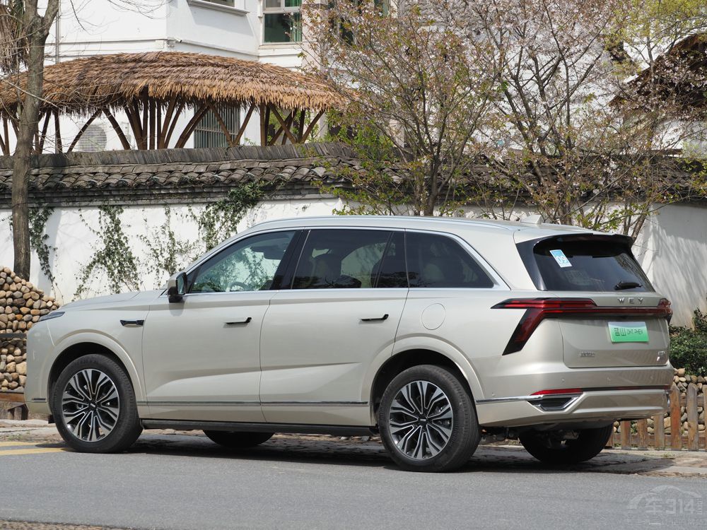 15-30�f֮�g����ֵ���u��3����a(ch��n)���SUV