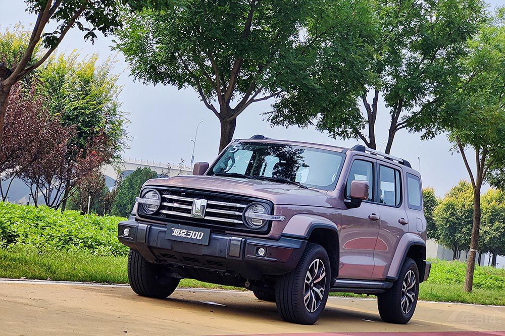 �I���a(ch��n)Ӳ��SUV���J(r��n)��(zh��n)�@3�����r����H��