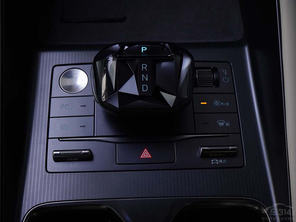 2023年底多款重磅車型上市! 問界M9壓軸 2023年底多款重磅車型上市! 問界M9壓軸