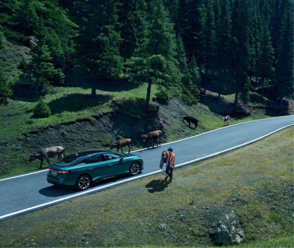 һ��-�� ID.7 VIZZION��ֻ�M�������ڴ�