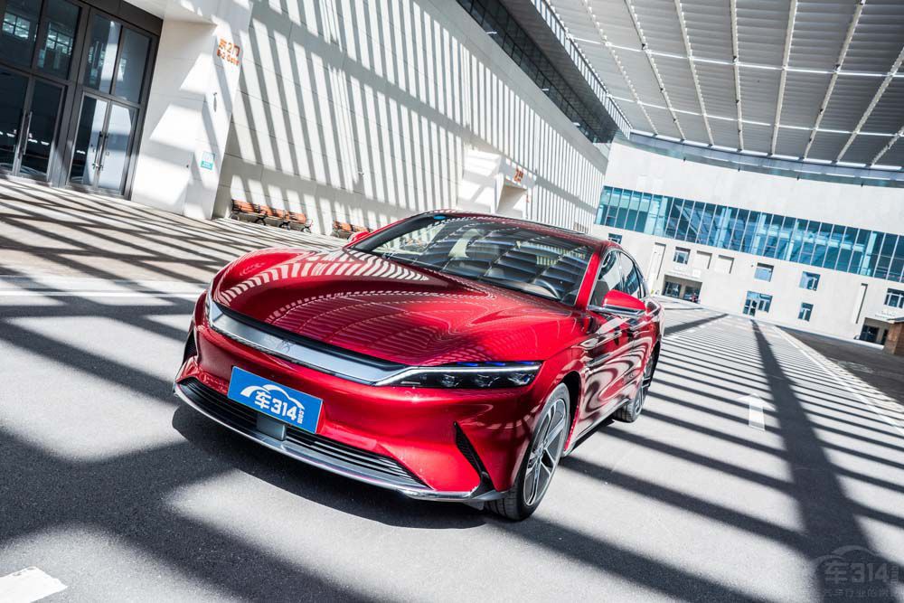 �ȁ���2023�ꡰ�N�ڡ��]���� �������{ʲô