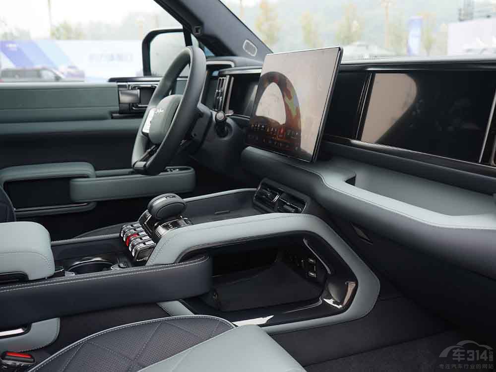 2024���x܇߀��BBA���@����SUV�������