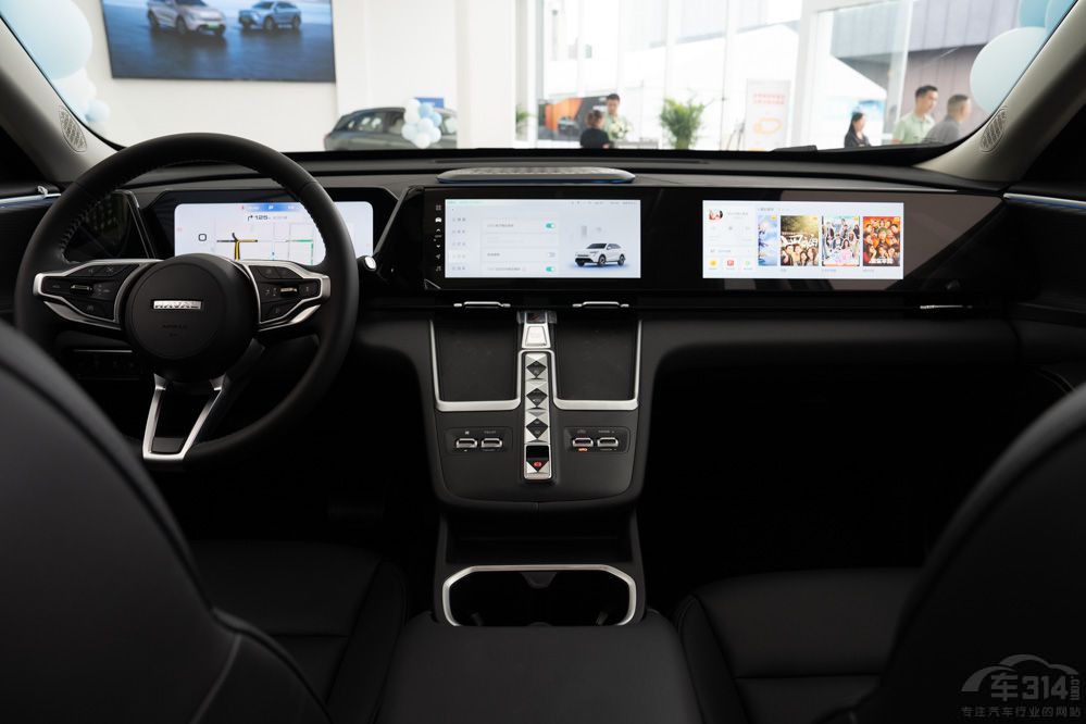 ���������x��]�e(cu��) 15�fԪ��(j��)�˚�SUV�N��