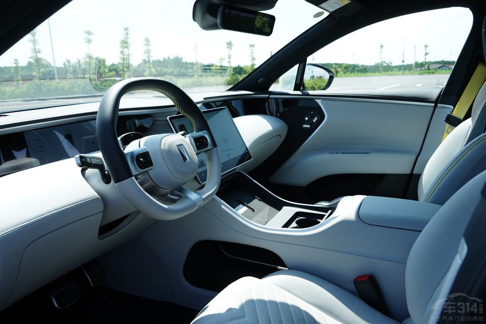 ������εС������Ԓ����(sh��)��SUV߀����ô�x