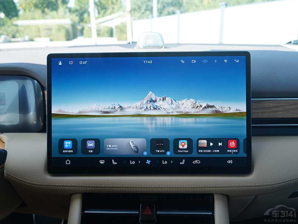 ͬ�r(ji��)��ͬ��(j��)����(w��n)��M7��(du��)����˹��Model Y