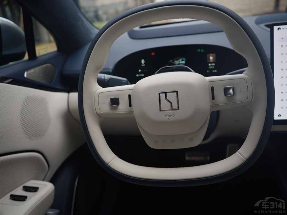 ��ID.7 VIZZION���ȘO�007 �I�l���m?