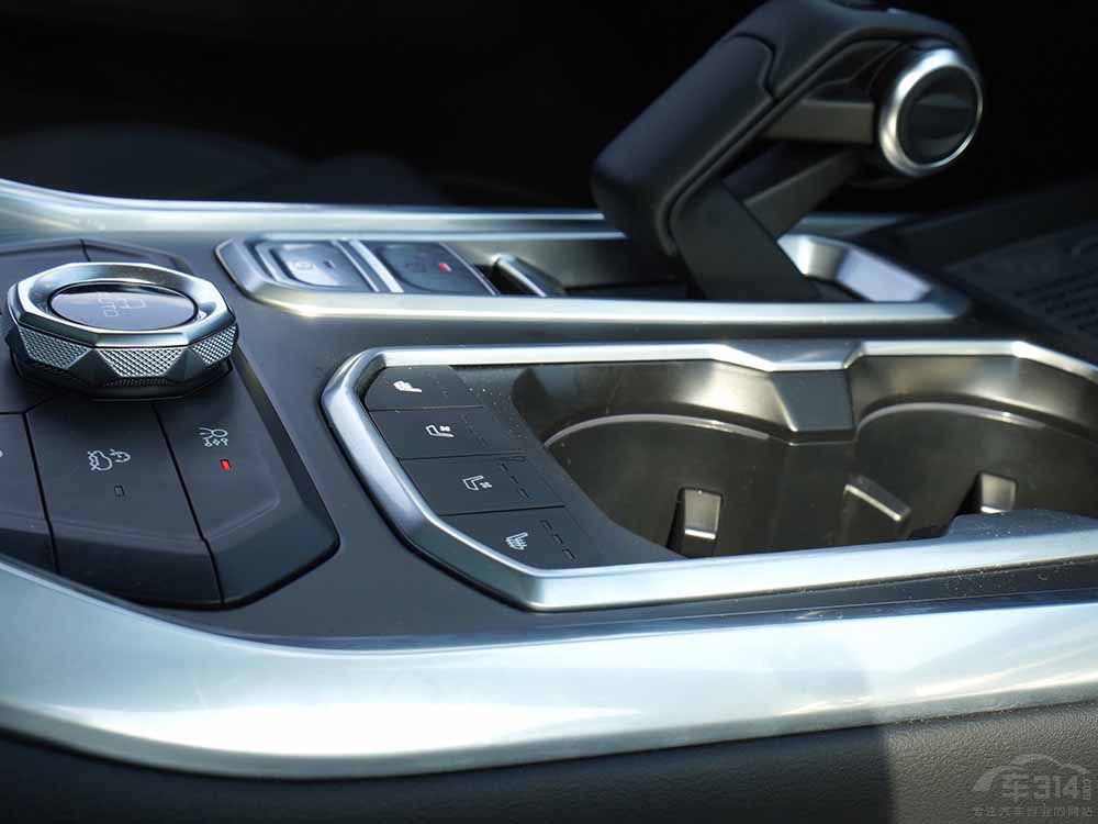 Ӳ��SUV��̹��400 Hi4-T��(du��)�ȷ��̱���5