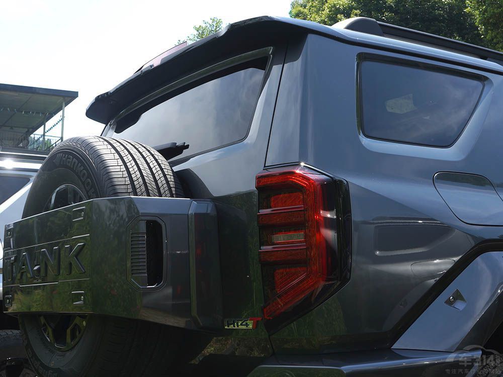 Ӳ��SUV��̹��400 Hi4-T��(du��)�ȷ��̱���5