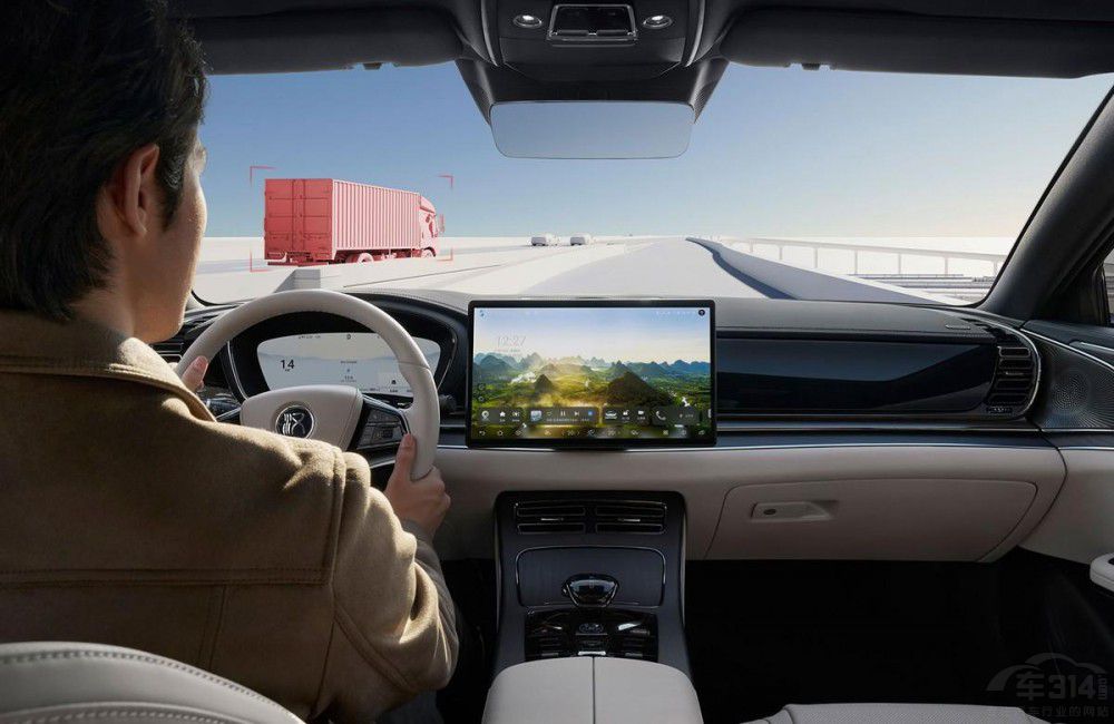 �ȁ��ϝh�c��˹��Model 3������ж����