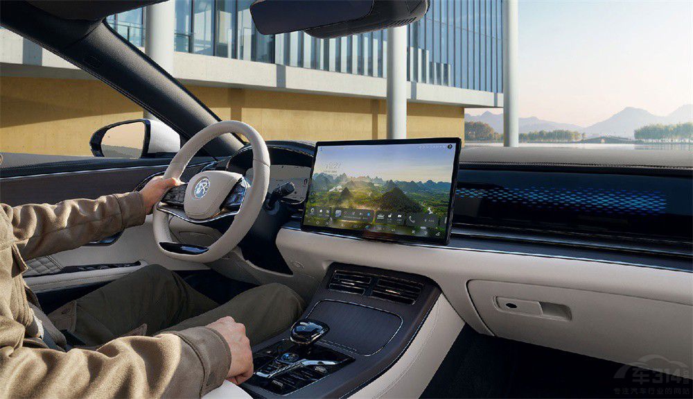 比亞迪漢DM-i榮耀版對比本田雅閣e:PHEV 比亞迪漢DM-i榮耀版對比本田雅閣e:PHEV