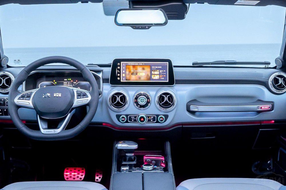 Ӳ��SUV�P�c(di��n) �l(shu��)����ԽҰ�����ڡ������^�ã�