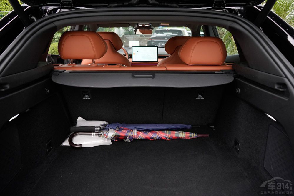 ���{S7������C10���l��SUV���ԃr��֮����