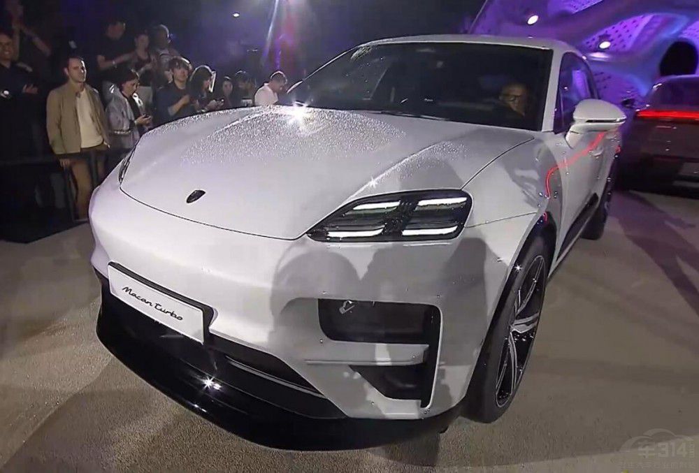 ����܇չֵ���Pע��3��܇�������I�Ă���