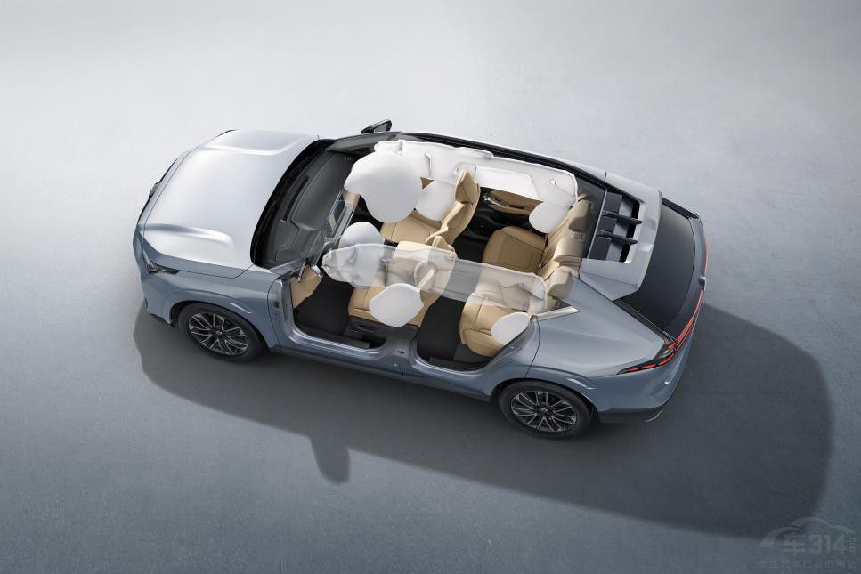 傳祺 GS4 MAX 更懂得普通家庭購(gòu)車剛需 傳祺 GS4 MAX 更懂得普通家庭購(gòu)車剛需