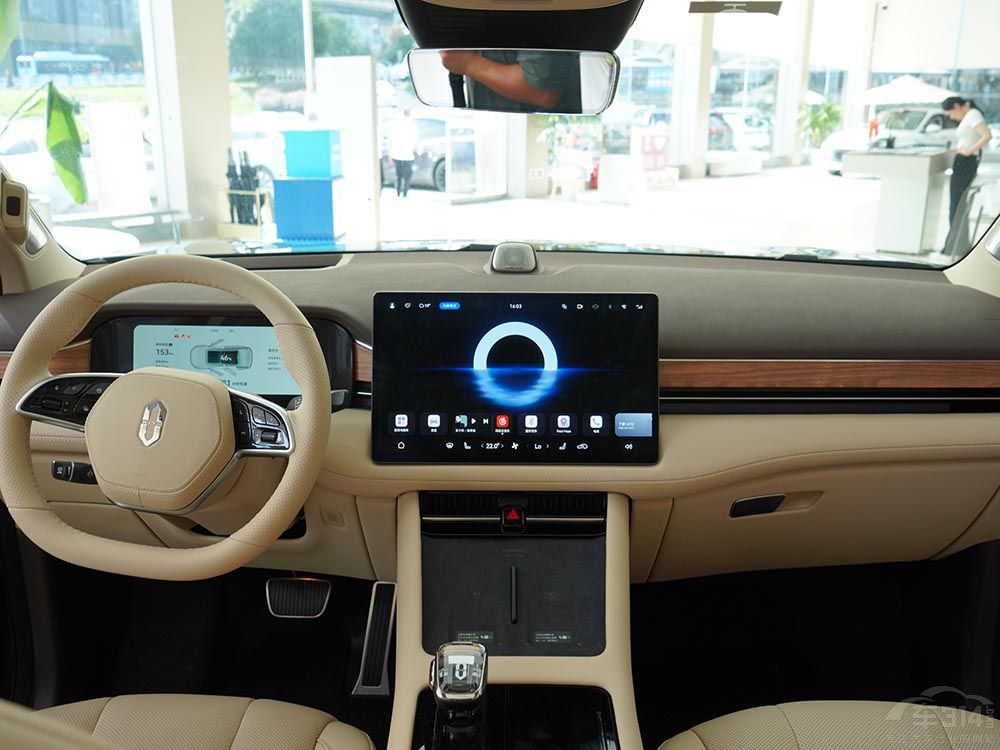 ����M7ӭ���֣�����L6�ܷ�{����������